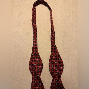 Brooks Brothers Geometric Bow Tie Adjustable
